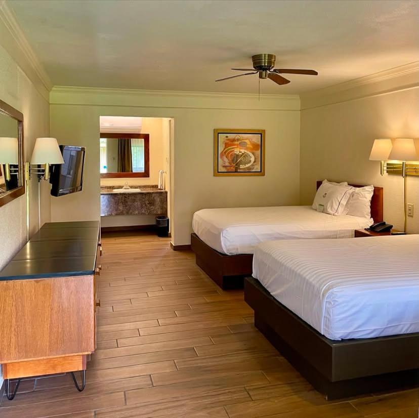Hotel Santa Fe Камарго Экстерьер фото